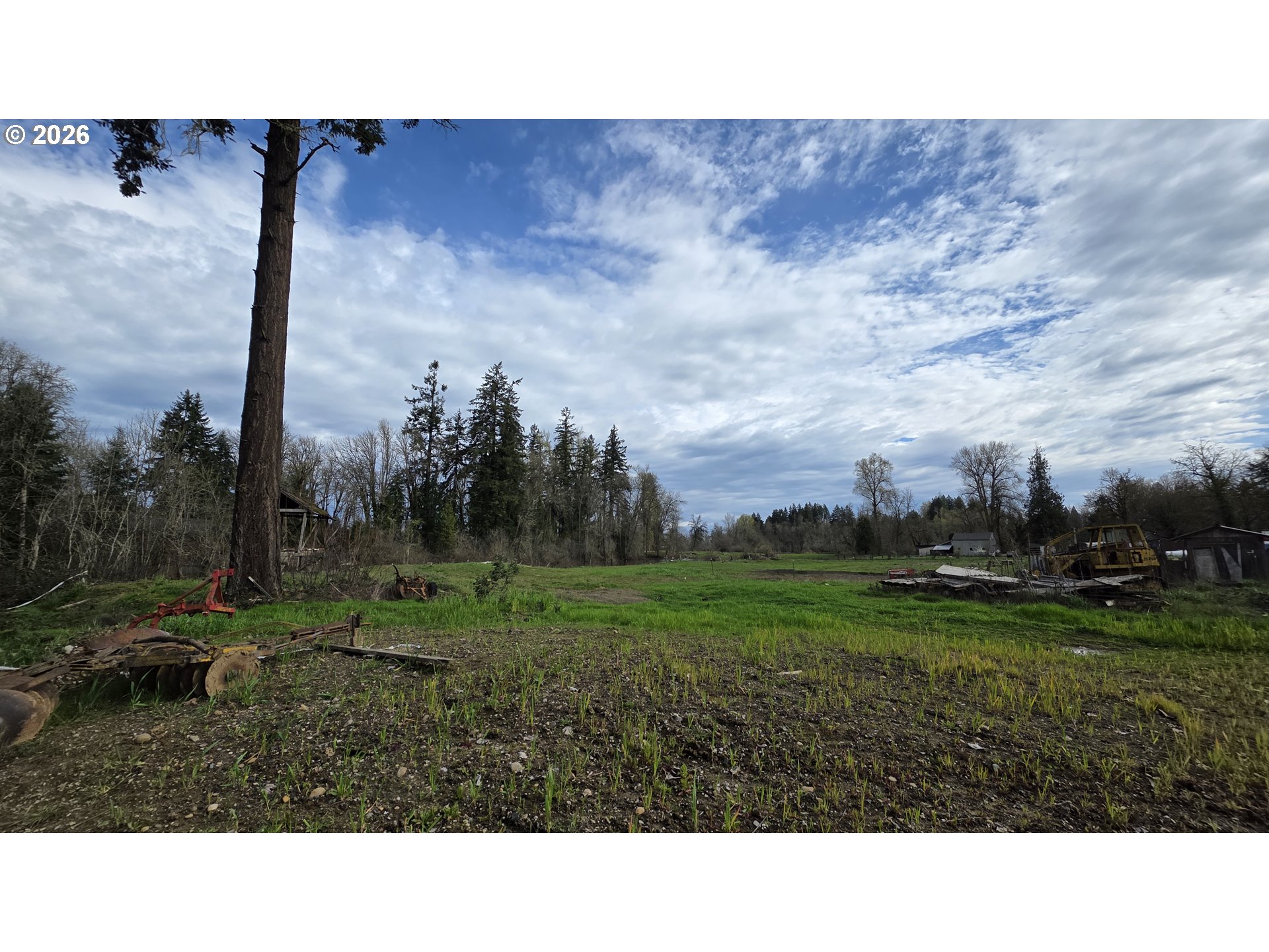 21757 Highway 99e Property Photo 1