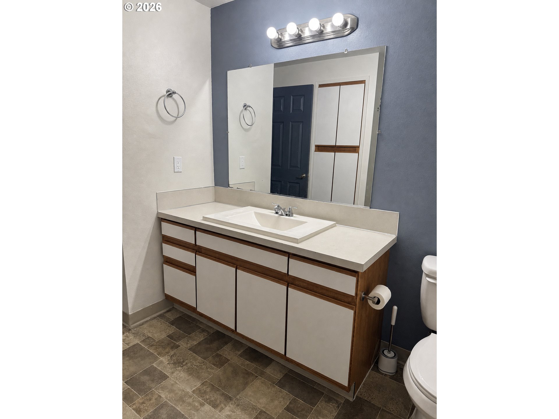 933 Se Rene Ave Property Photo 36