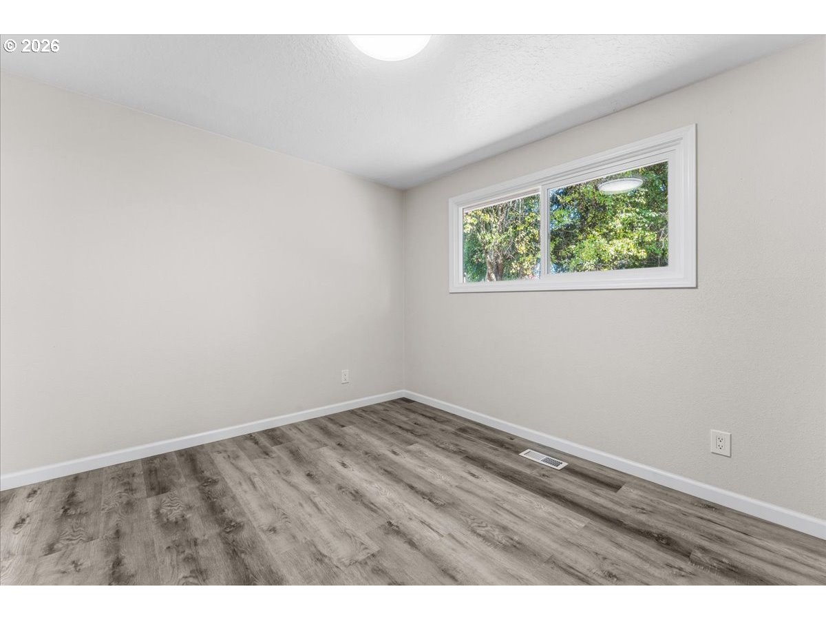210 Ne 167th Pl Property Photo 22