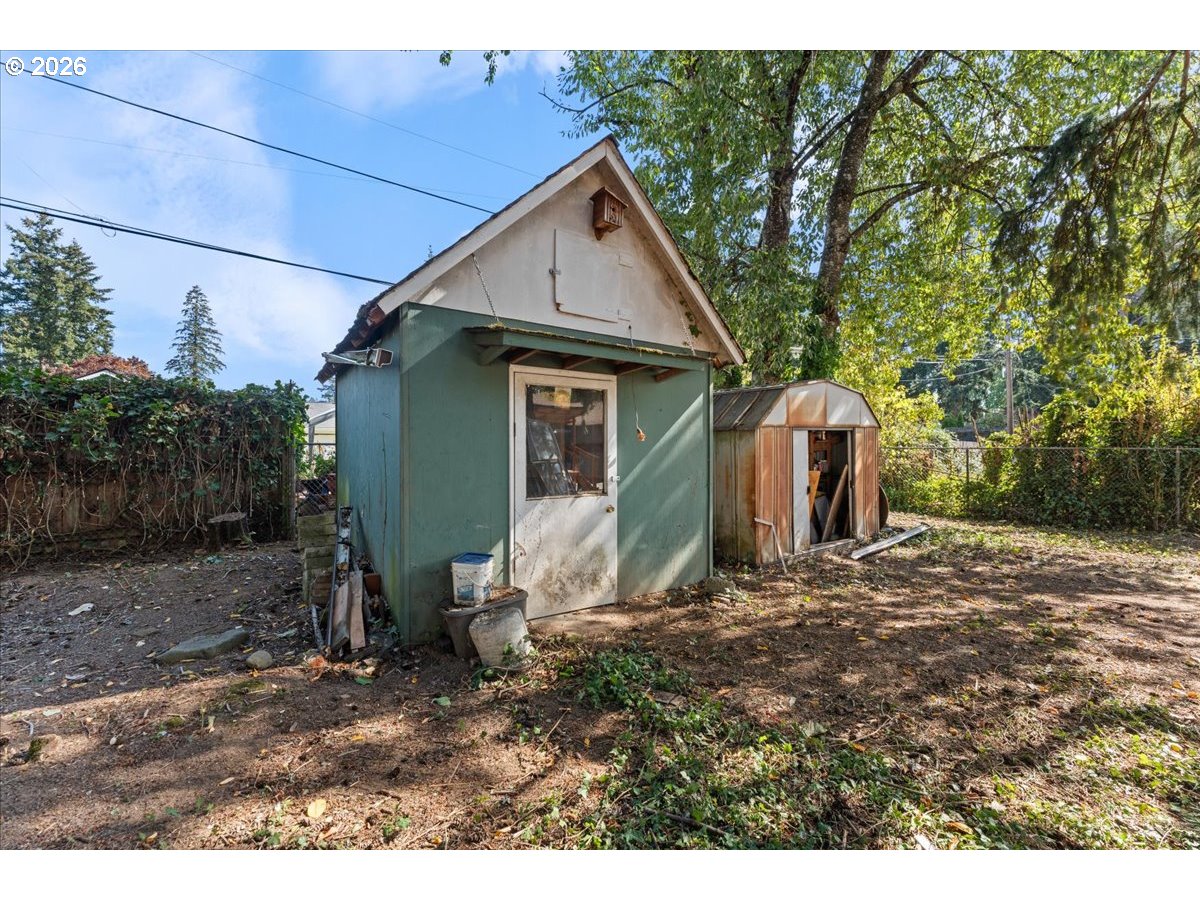 210 Ne 167th Pl Property Photo 32