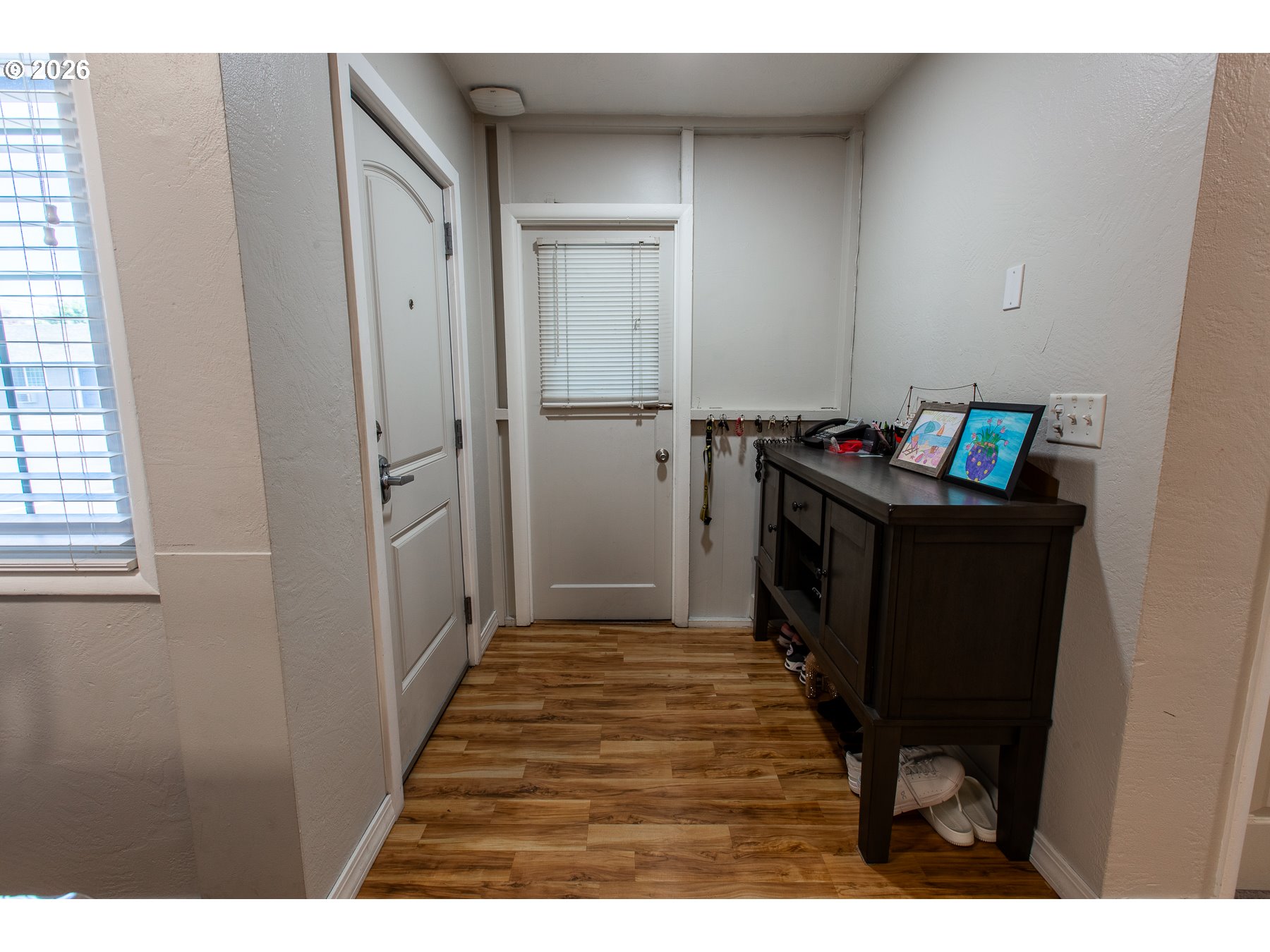 1152 Main St Property Photo 17