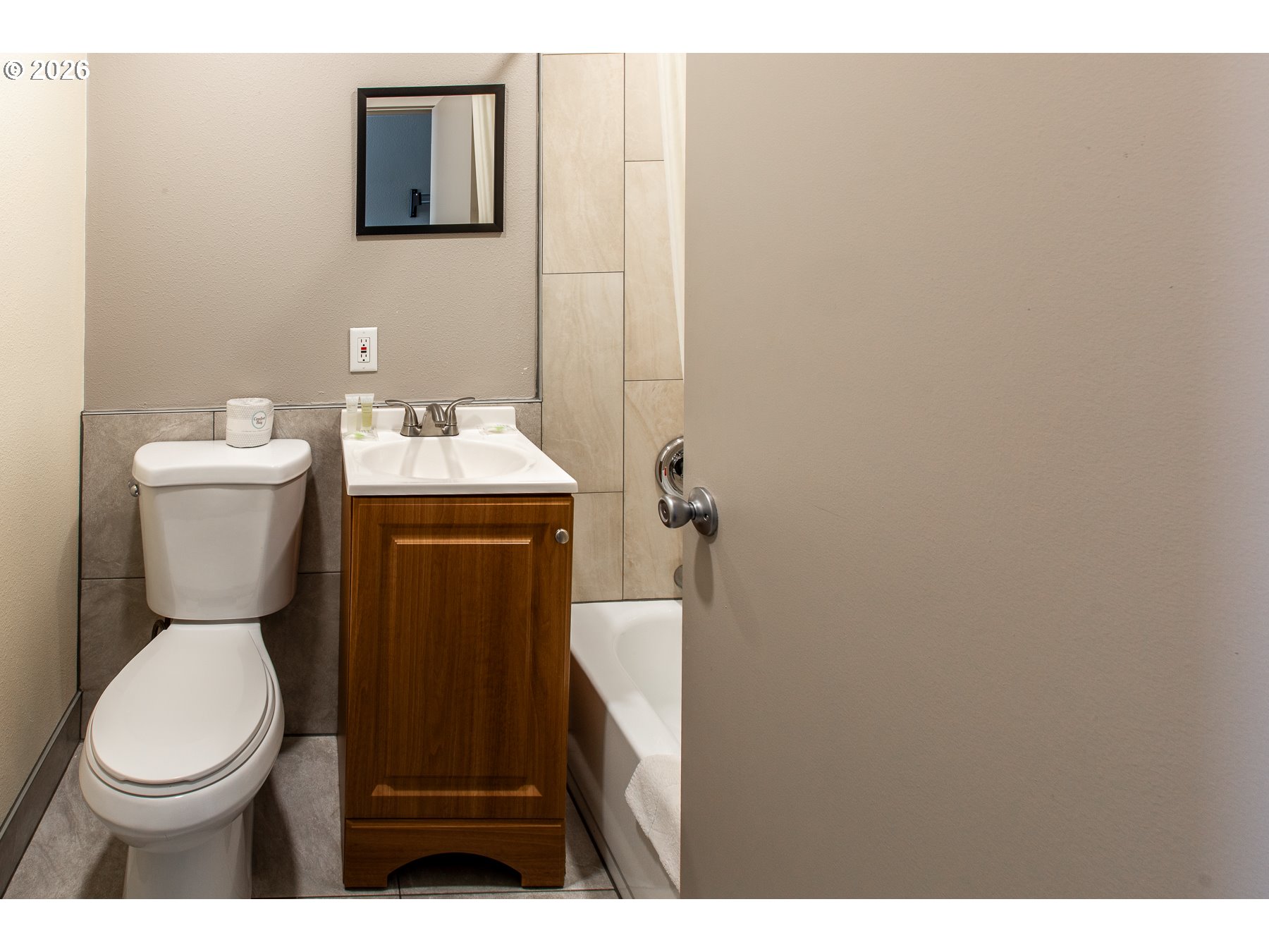 1152 Main St Property Photo 38