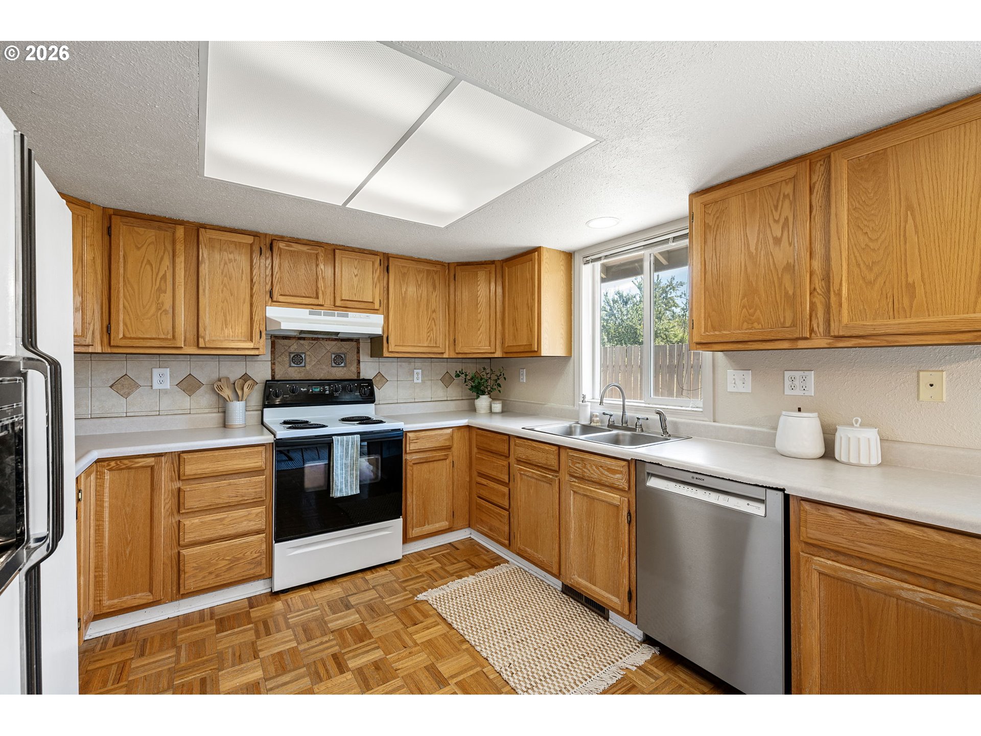 3843 Souza St Property Photo 16