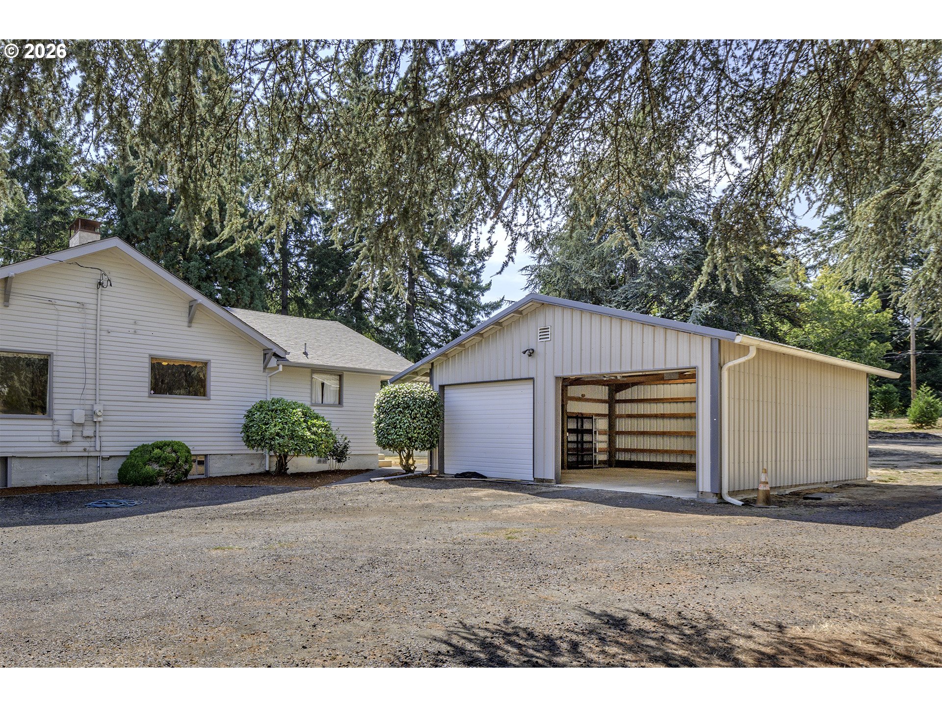 1735 Thatcher Rd Property Photo 5