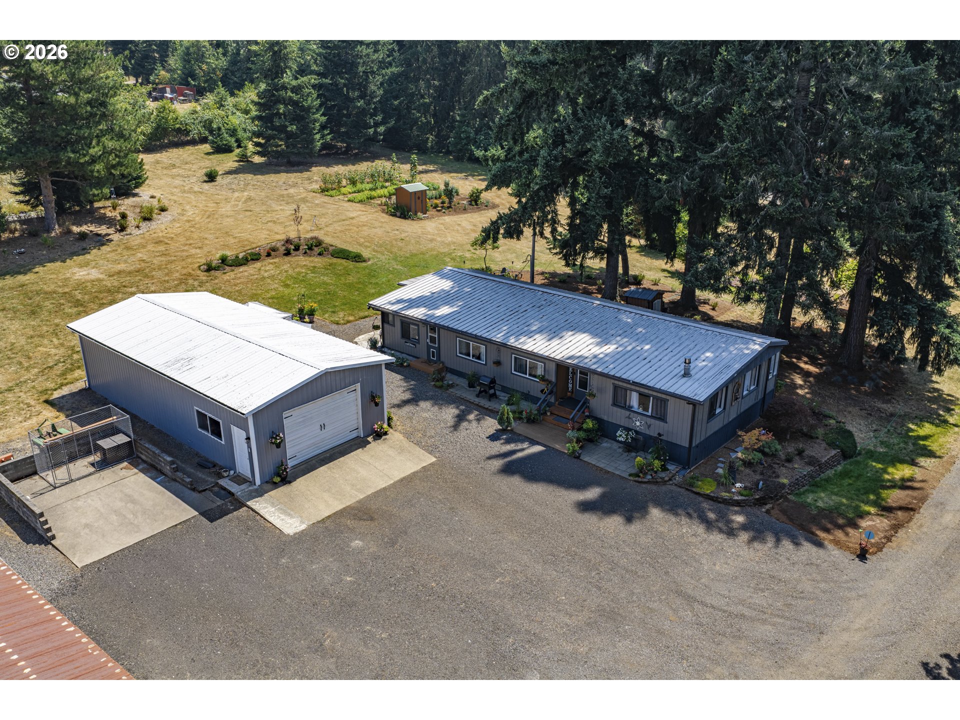 35195 Se Surface Property Photo 1