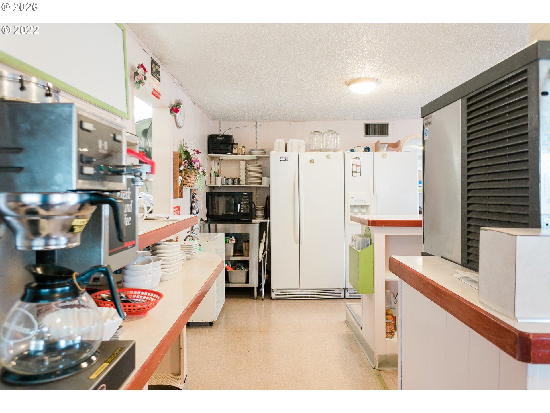 4265 Main St Property Photo 10