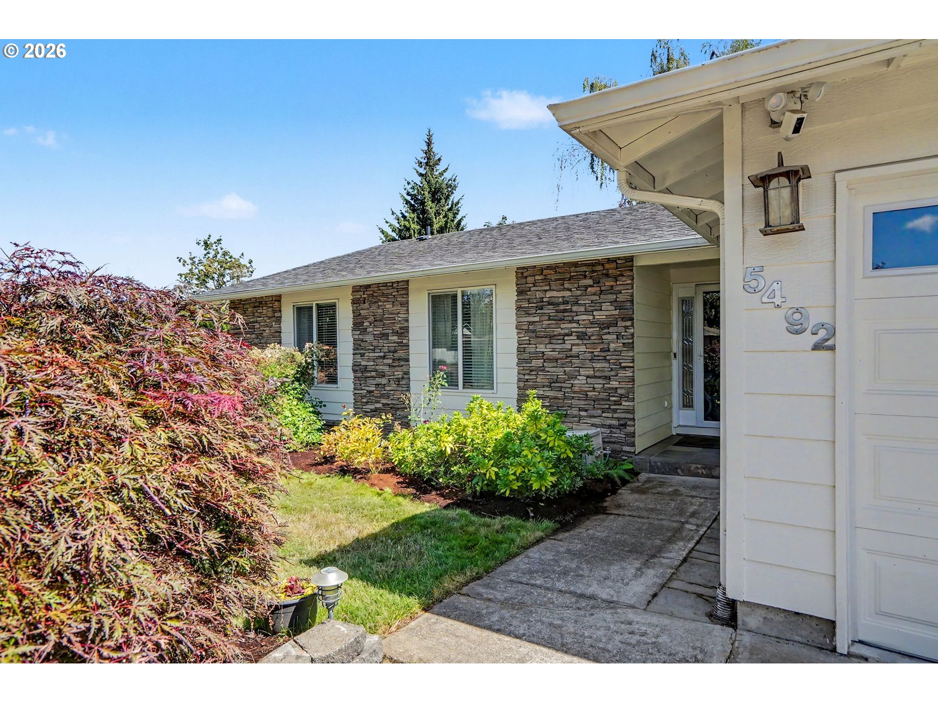 5492 Kafir Dr Property Photo 4