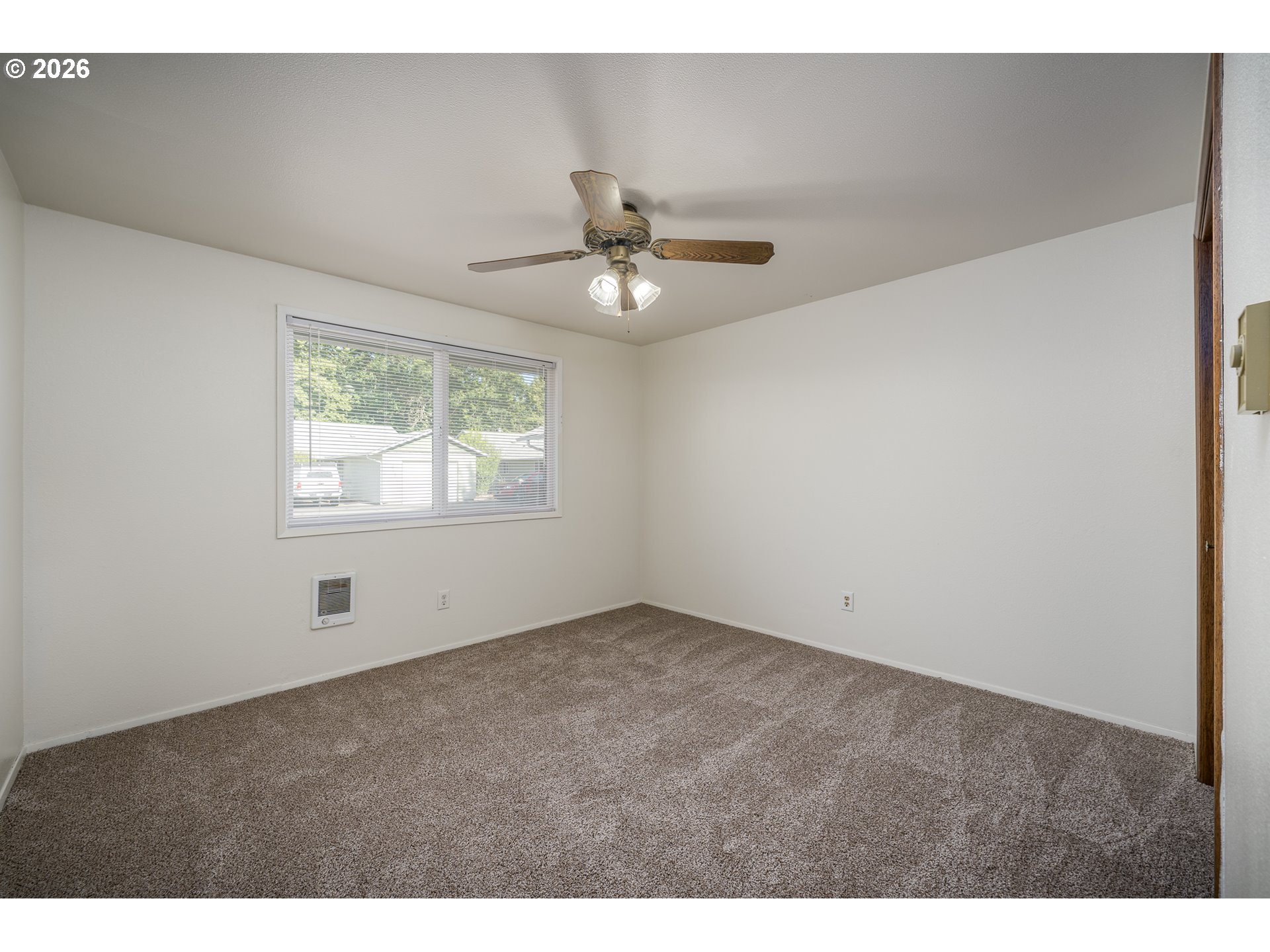 607 32nd Ave Se Property Photo 13