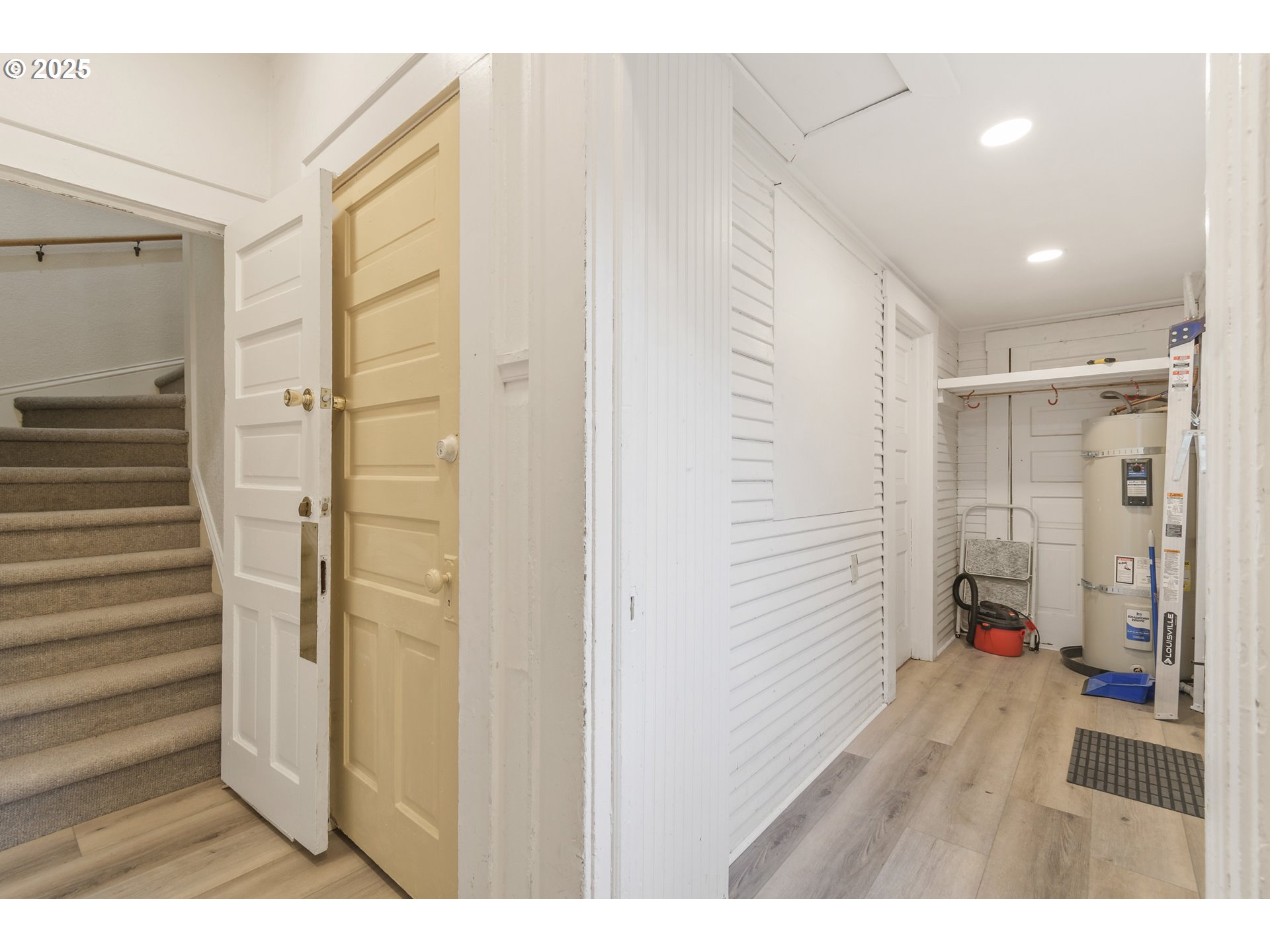 1492 Pearl St Property Photo 26