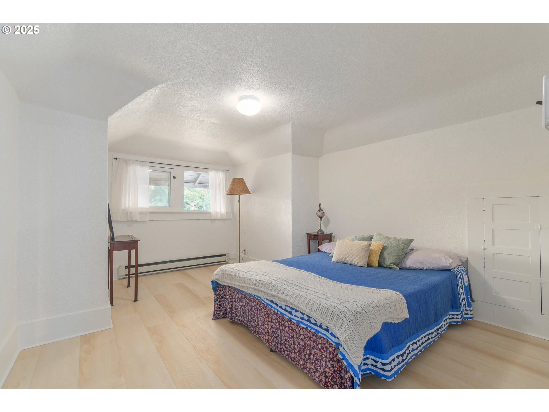 1492 Pearl St Property Photo 34