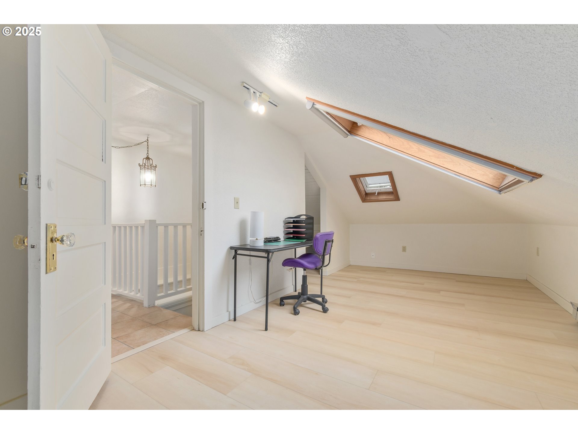 1492 Pearl St Property Photo 37