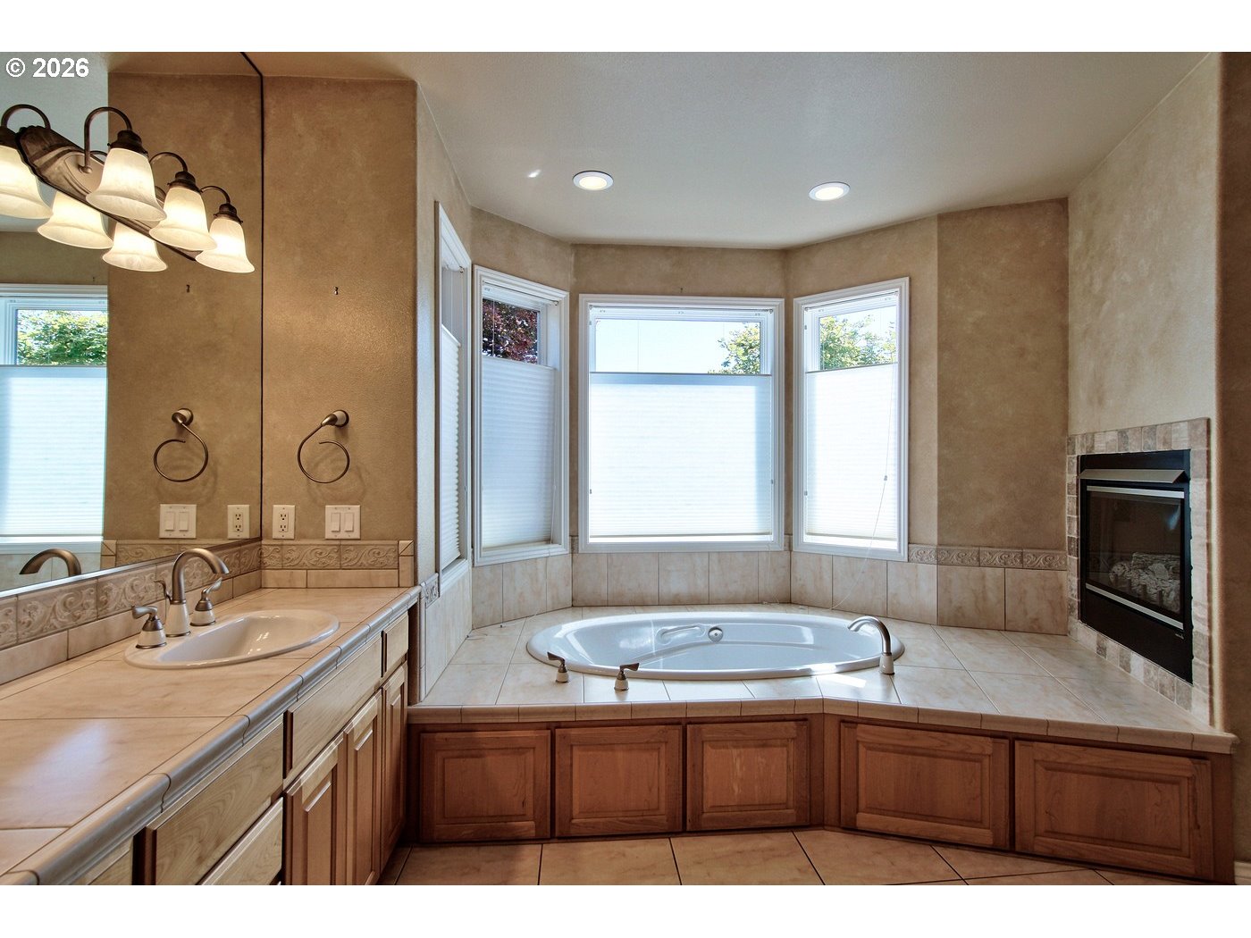 2896 Mapleleaf Ct Nw Property Photo 26