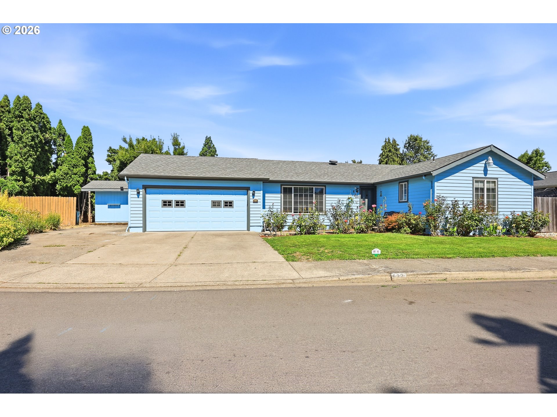 632 NICHOLAS DR Property Photo 1