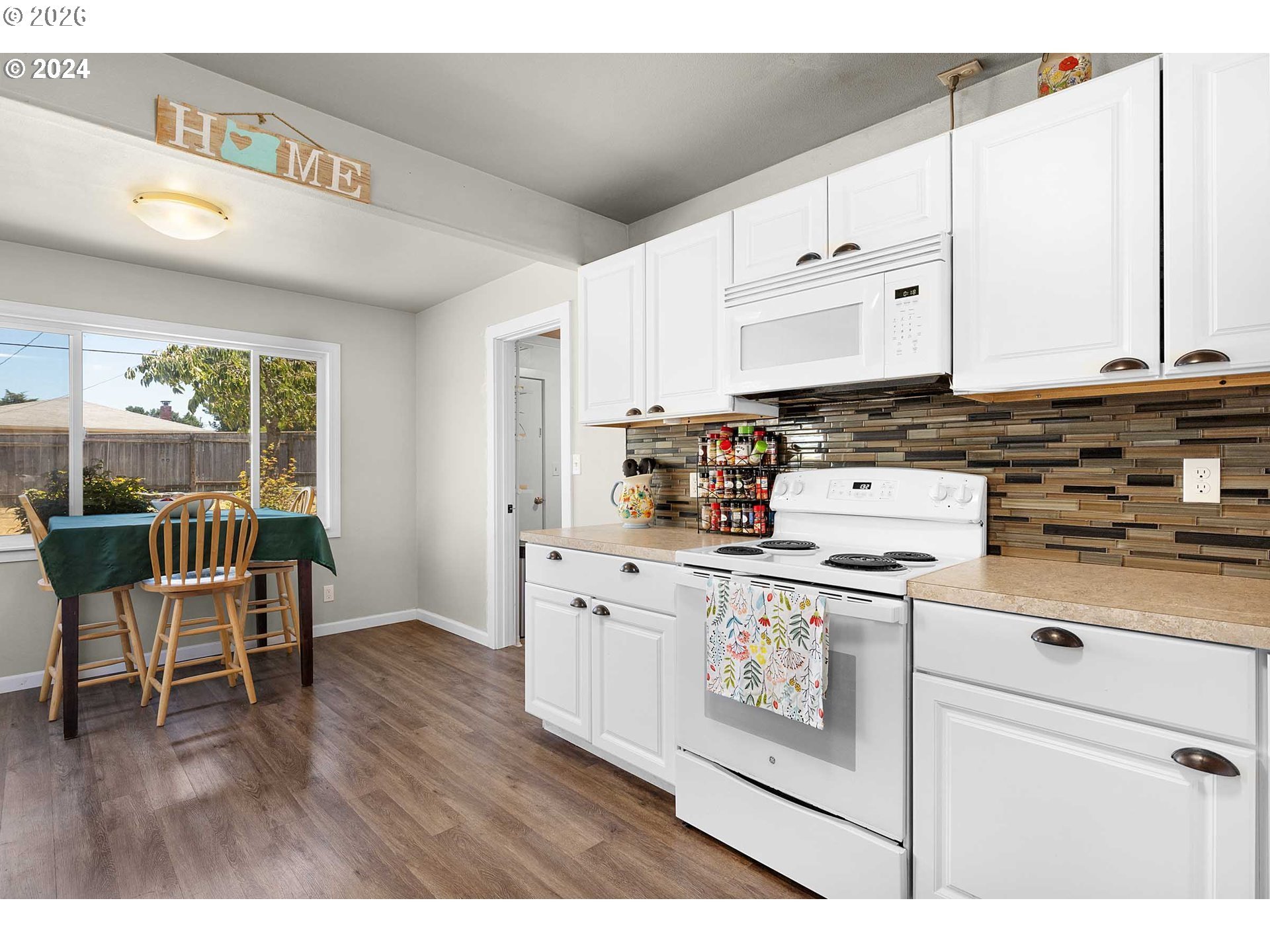1669 Hayes St Property Photo 3