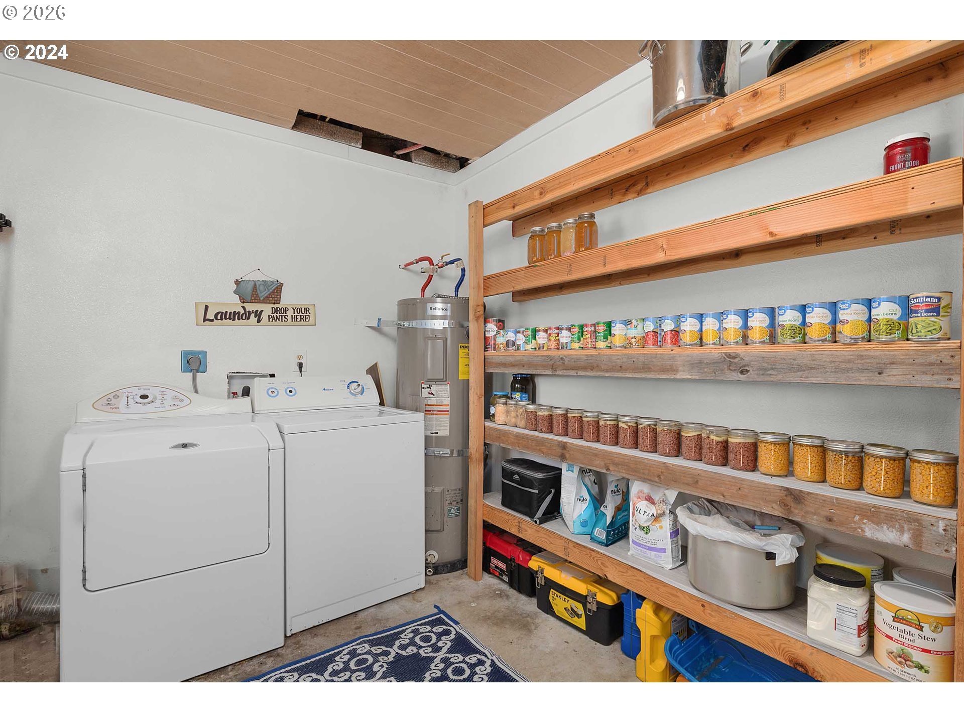 1669 Hayes St Property Photo 16