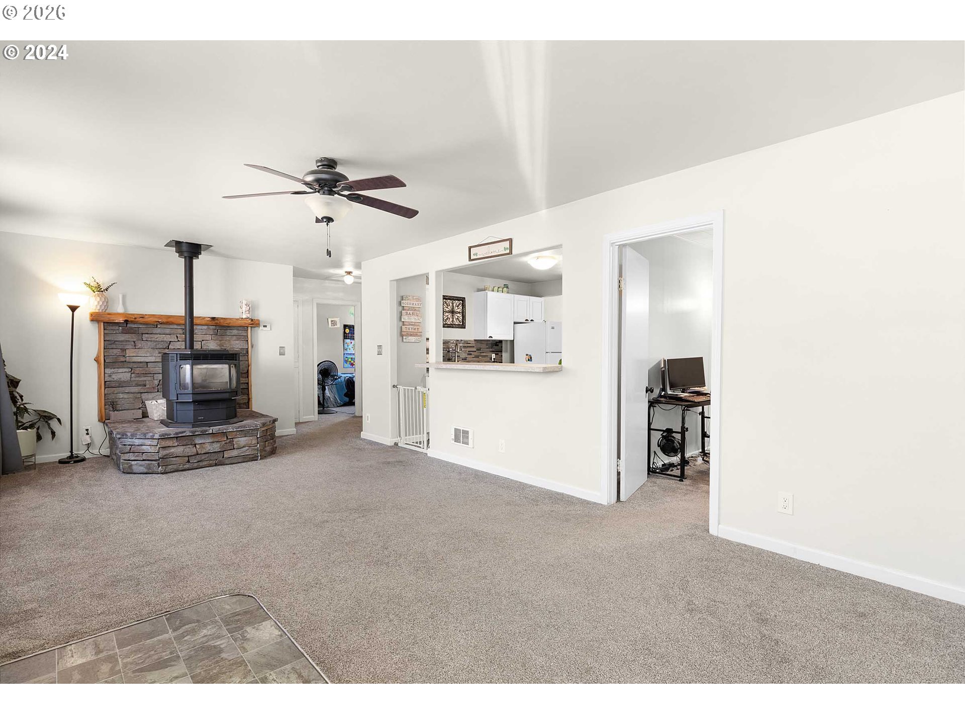 1669 Hayes St Property Photo 28