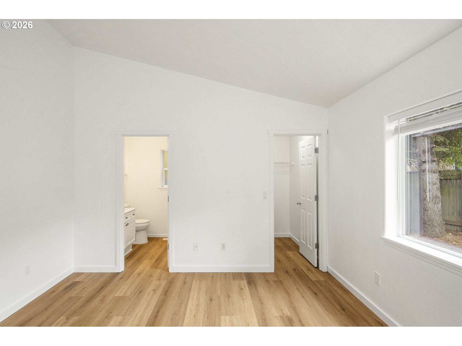 915 Ne Mariners Loop Property Photo 14