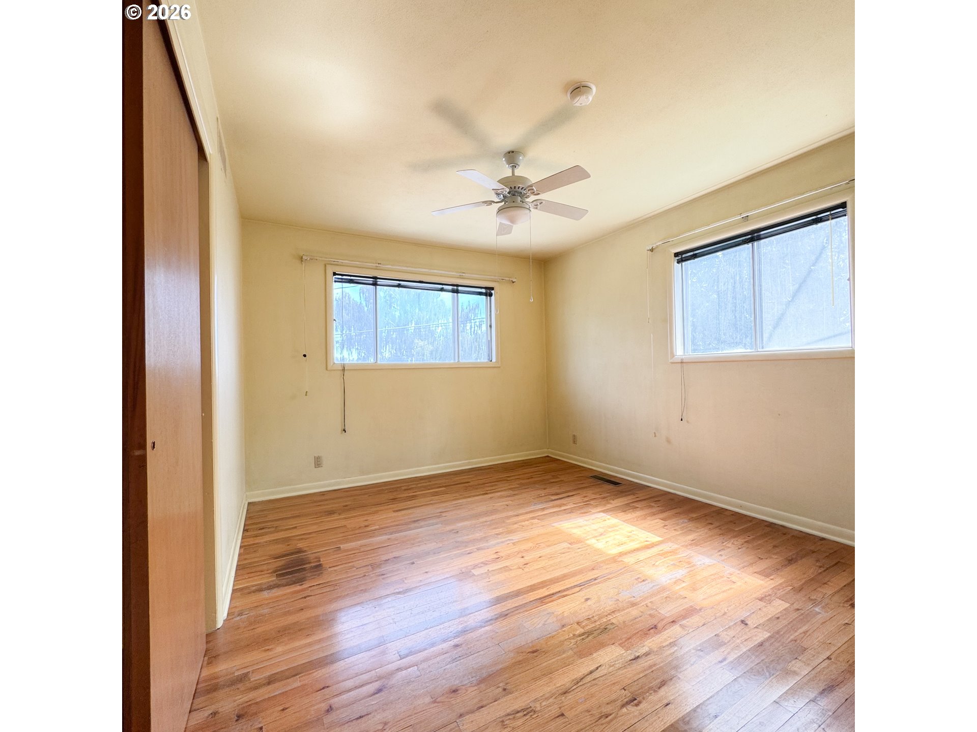 2925 Hillcrest Dr Property Photo 14