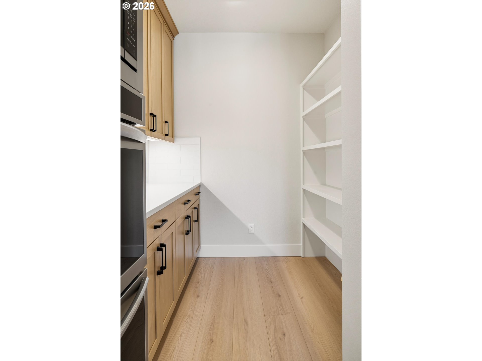 12400 Sw Silvertip St Property Photo 6