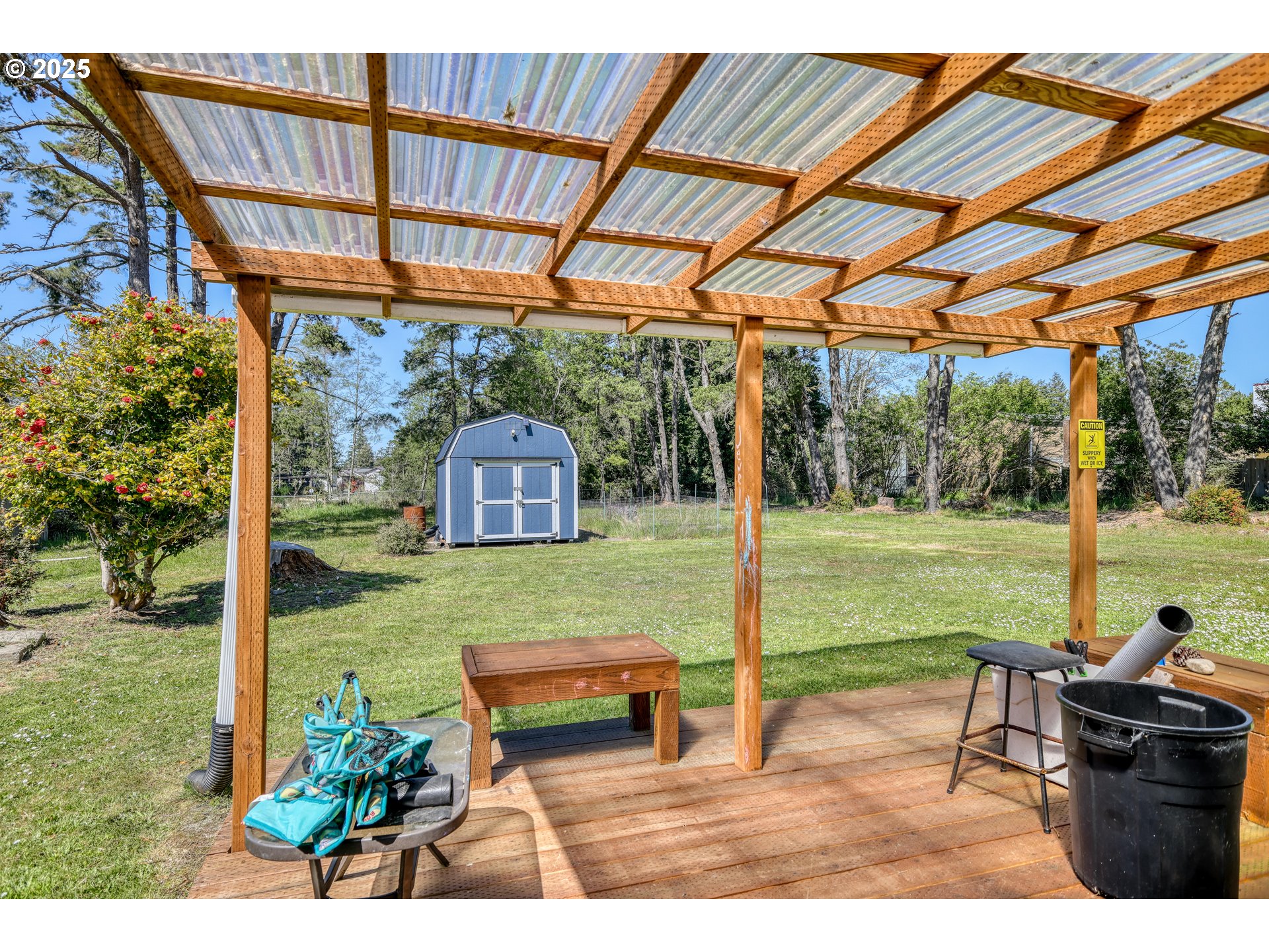 1848 Thomas Ave Property Photo 3