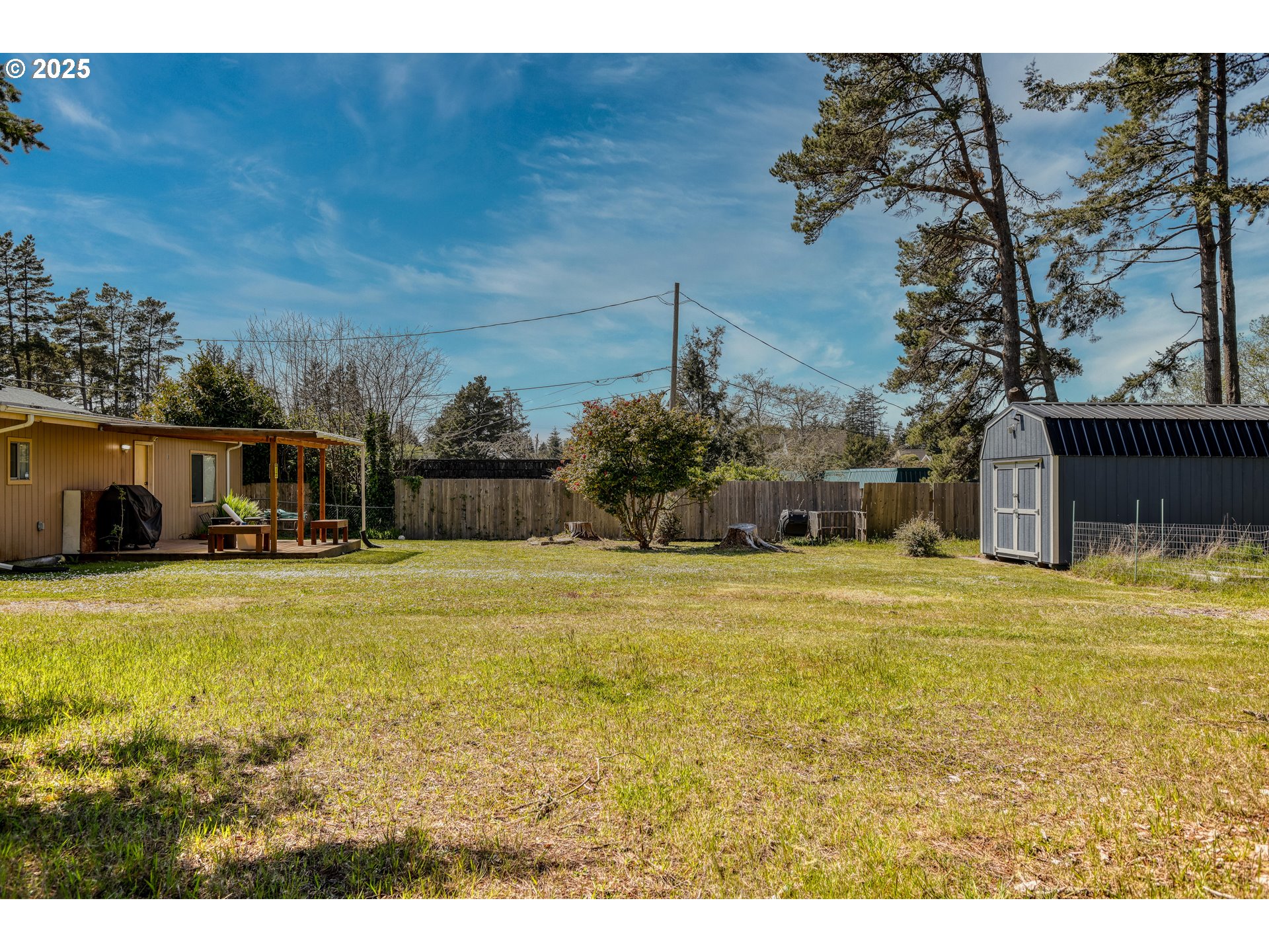1848 Thomas Ave Property Photo 6