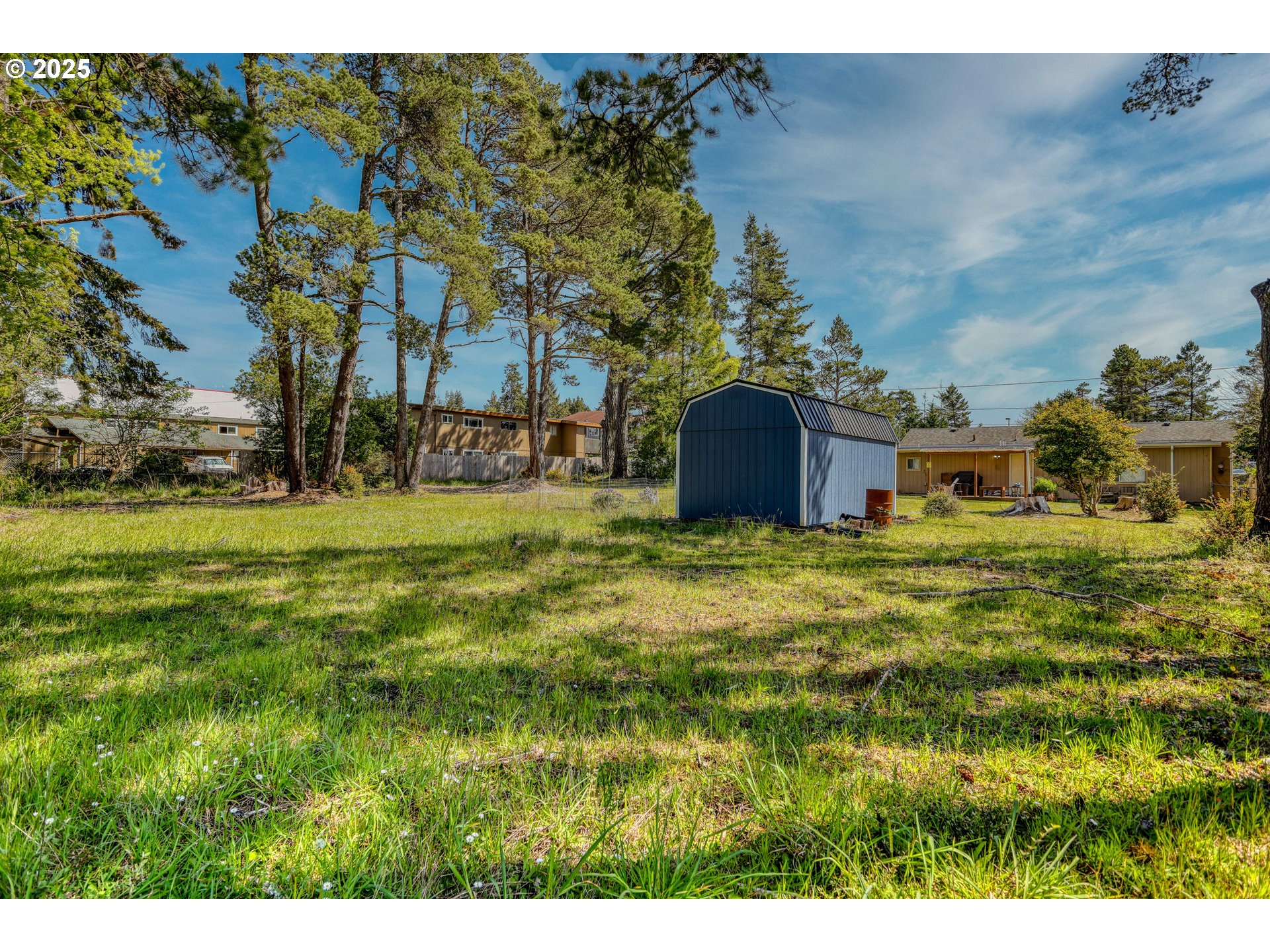 1848 Thomas Ave Property Photo 8