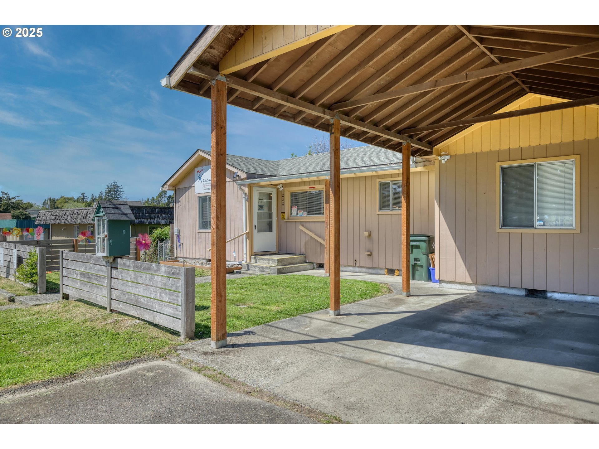 1848 Thomas Ave Property Photo 13