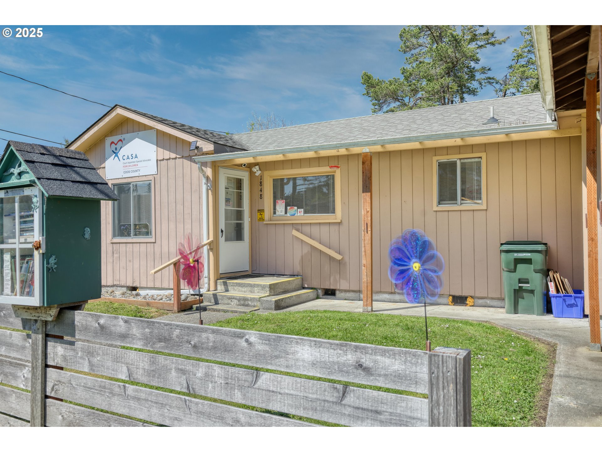 1848 Thomas Ave Property Photo 18