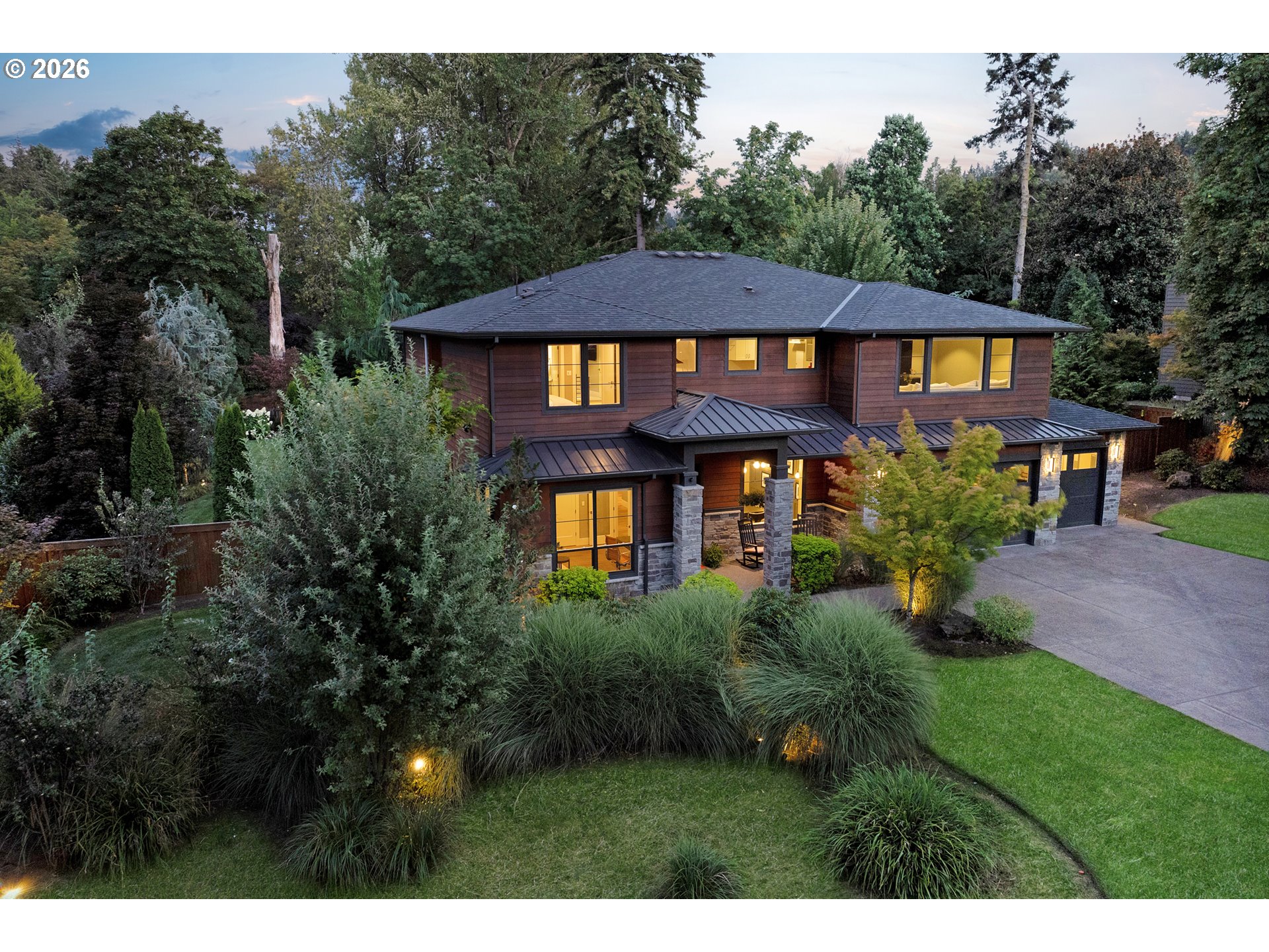 2600 Glenmorrie Dr Property Photo 2