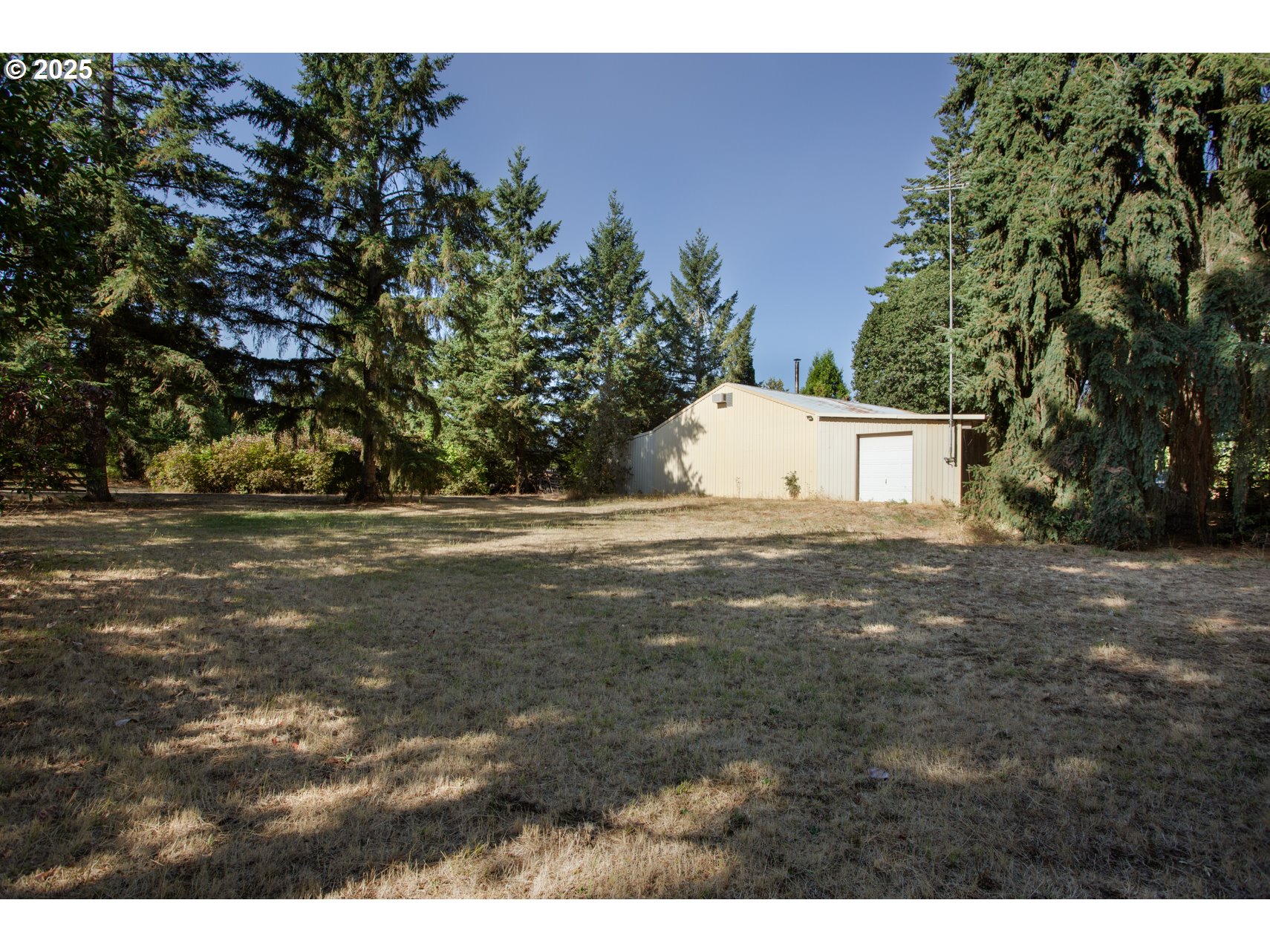 5545 Skyline Rd Property Photo 3