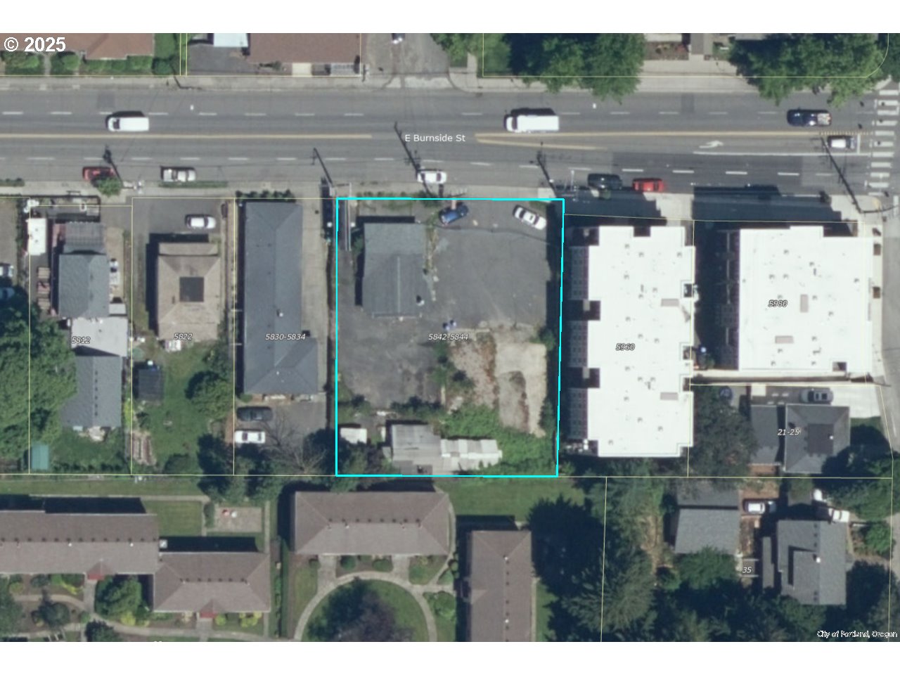 5842 E Burnside St Property Photo 1