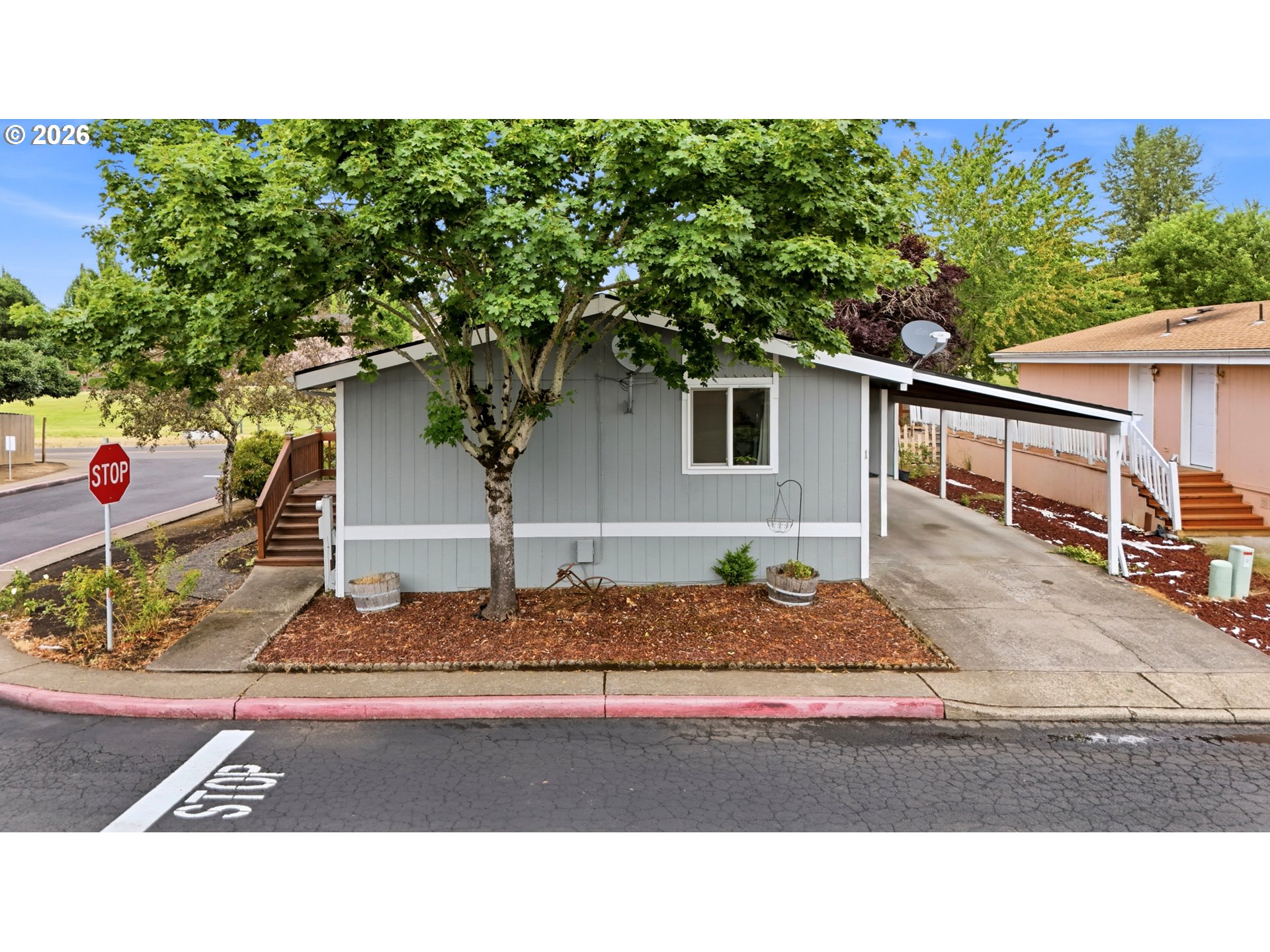 1949 Se Palmquist Rd 1 Property Photo 2