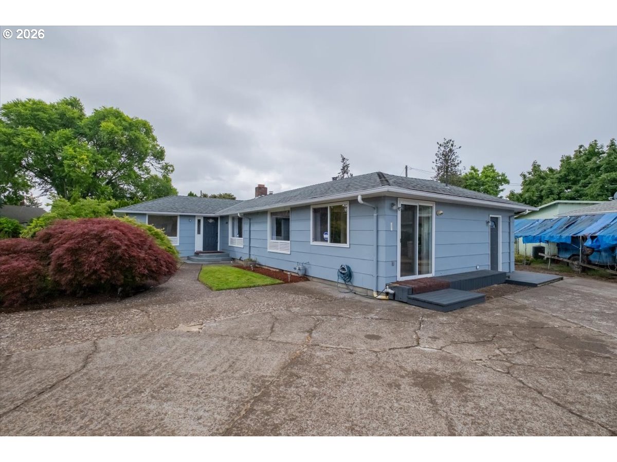 3630 Circle Dr Property Photo 12