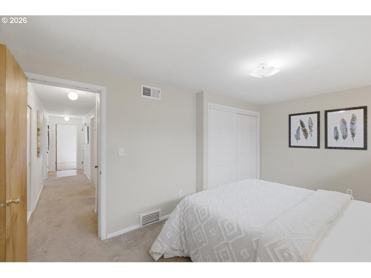 3630 Circle Dr Property Photo 17