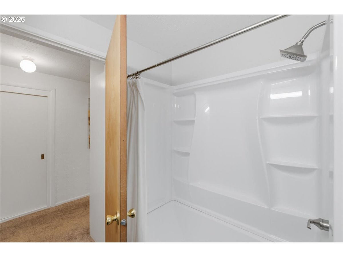 3630 Circle Dr Property Photo 23