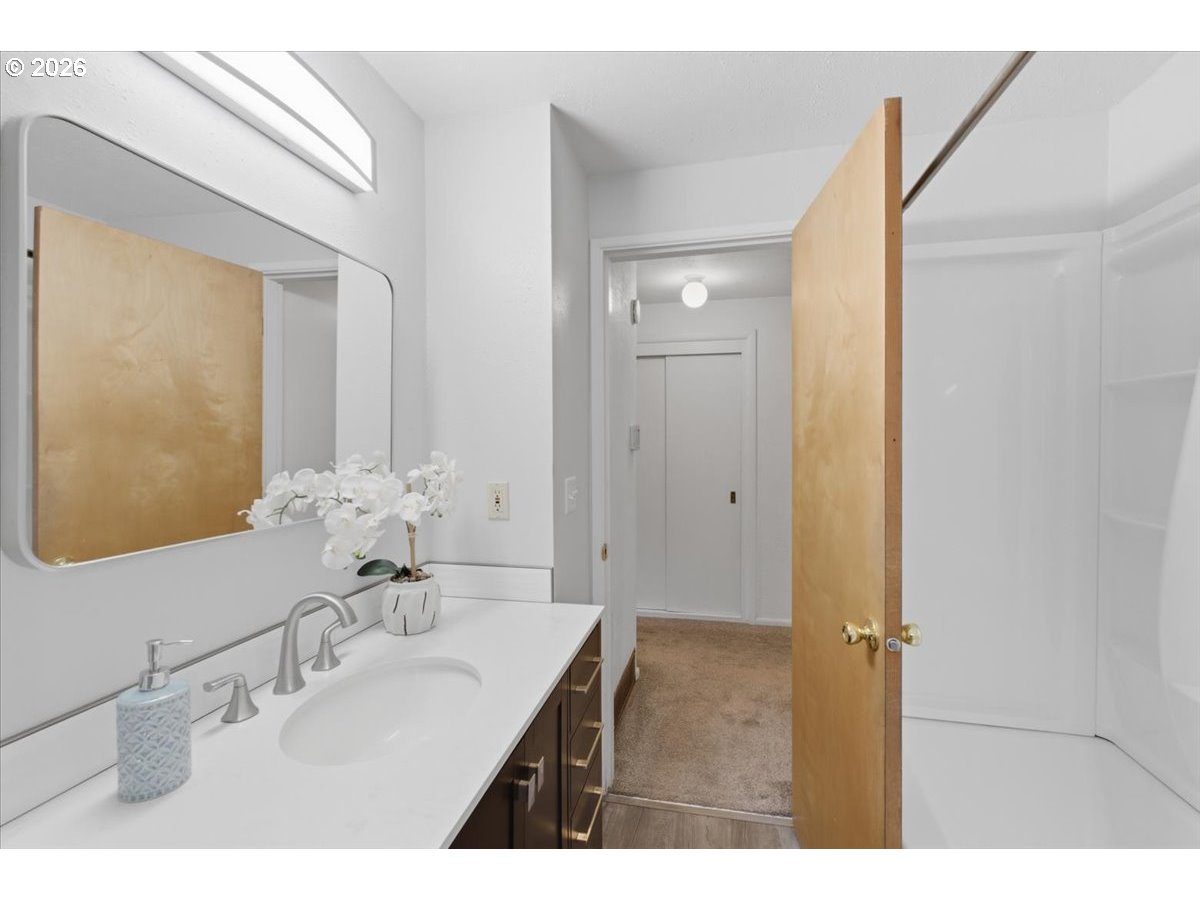 3630 Circle Dr Property Photo 25