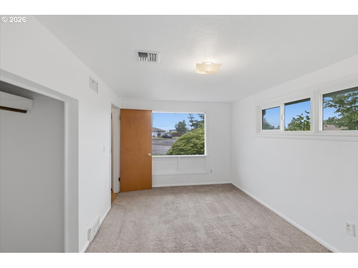 3630 Circle Dr Property Photo 27