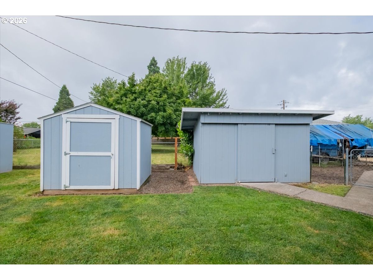 3630 Circle Dr Property Photo 40