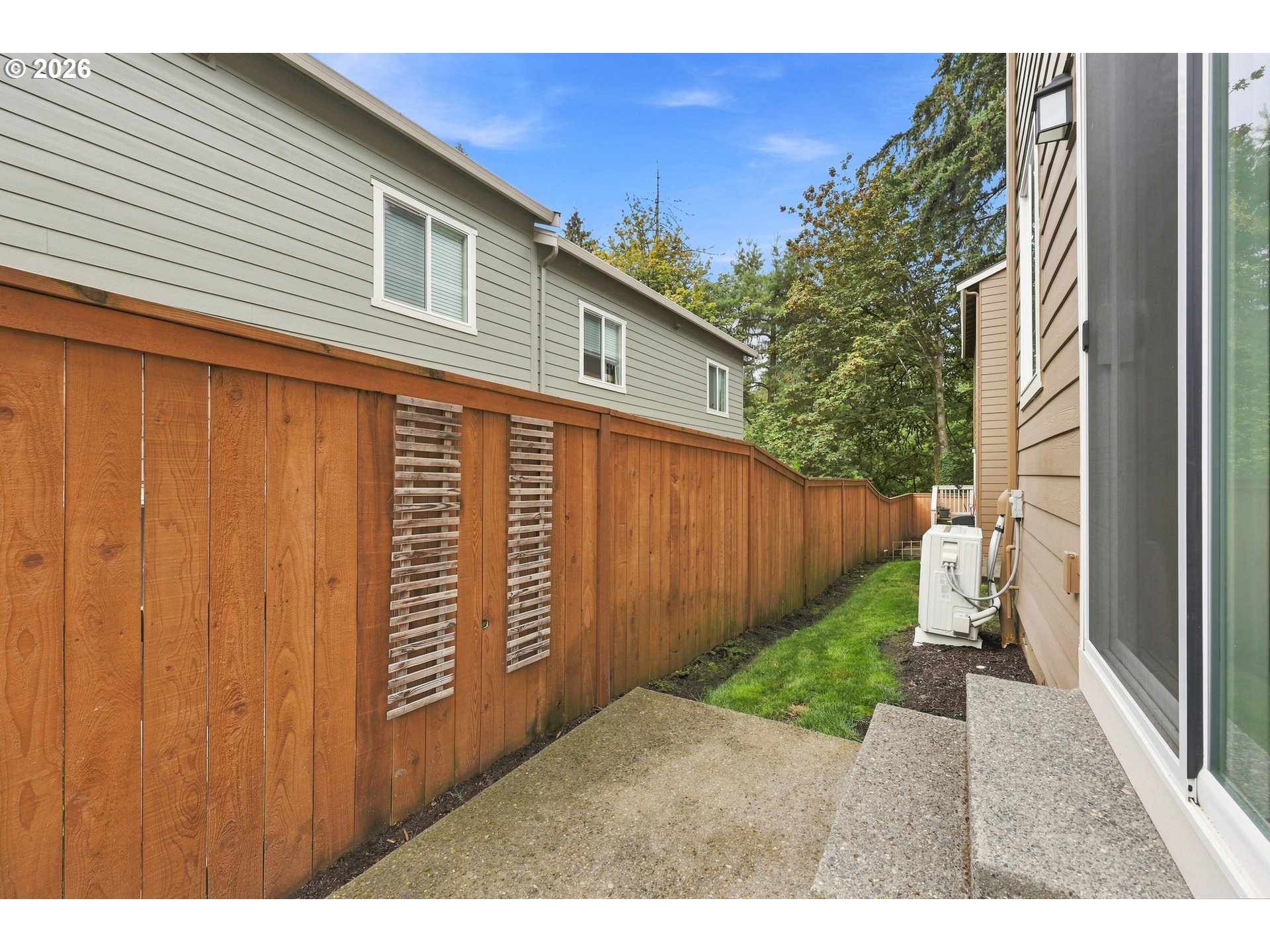 1927 Ne 101st Cir Property Photo 44