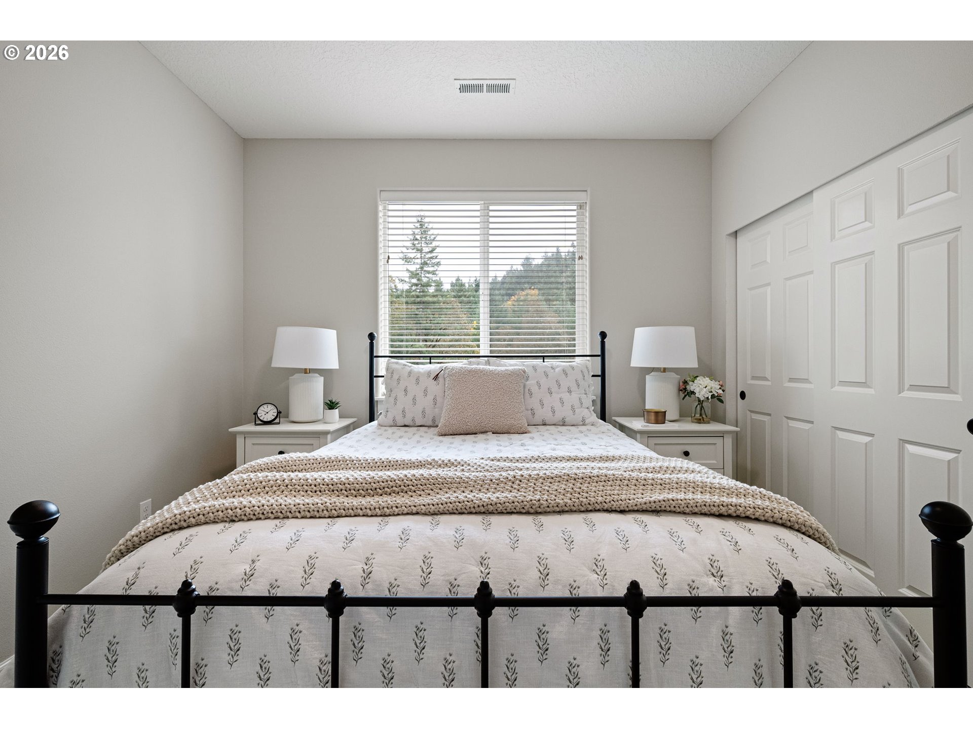 24741 Hall Rd Property Photo 18