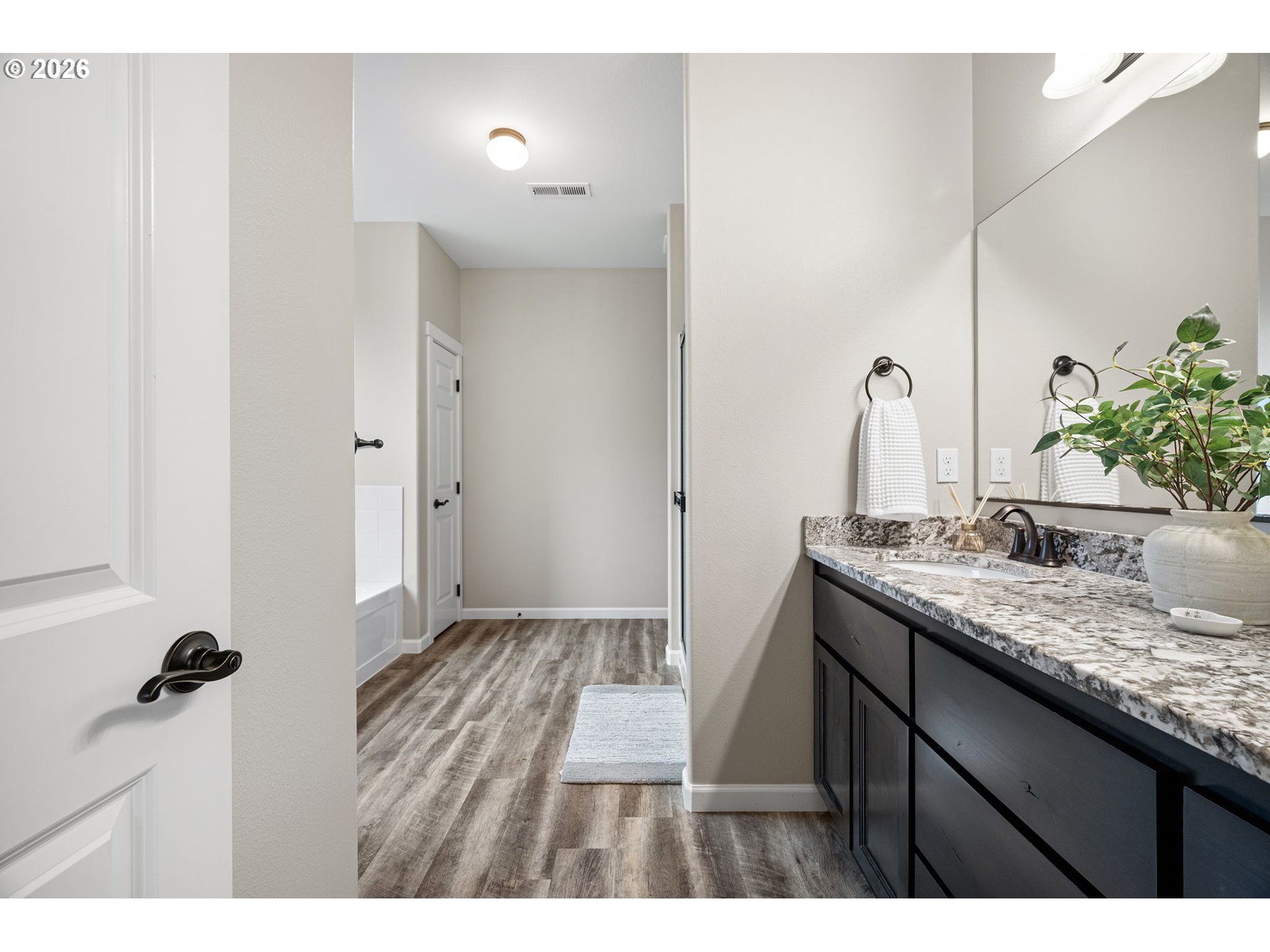 24741 Hall Rd Property Photo 24