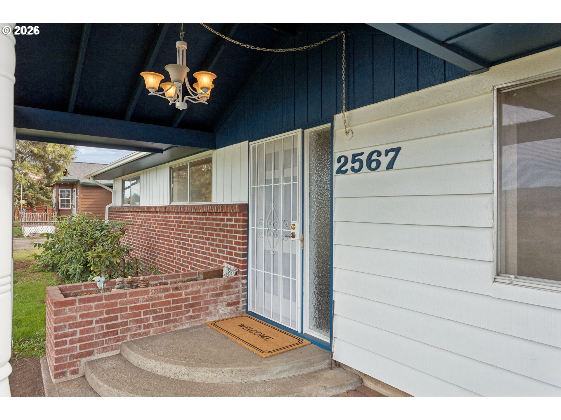 2567 Marcola Rd Property Photo 5