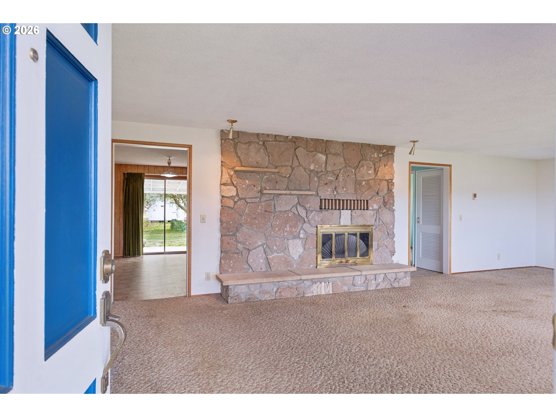 2567 Marcola Rd Property Photo 33