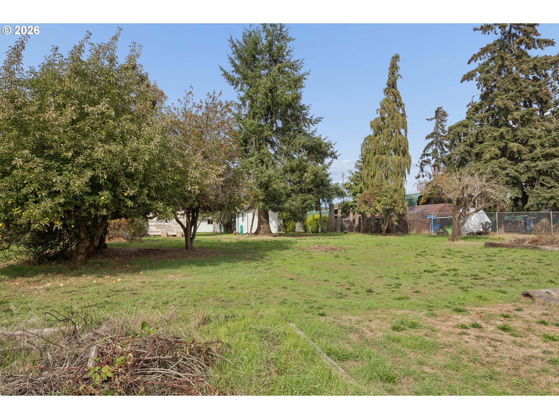 2567 Marcola Rd Property Photo 37