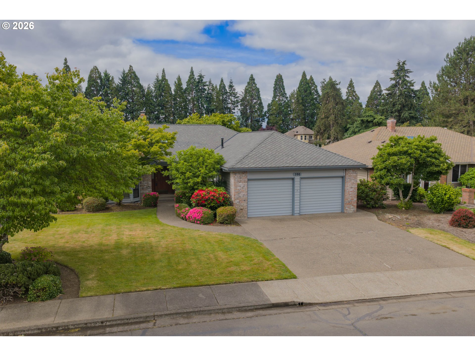 590 Snead Dr N Property Photo 1