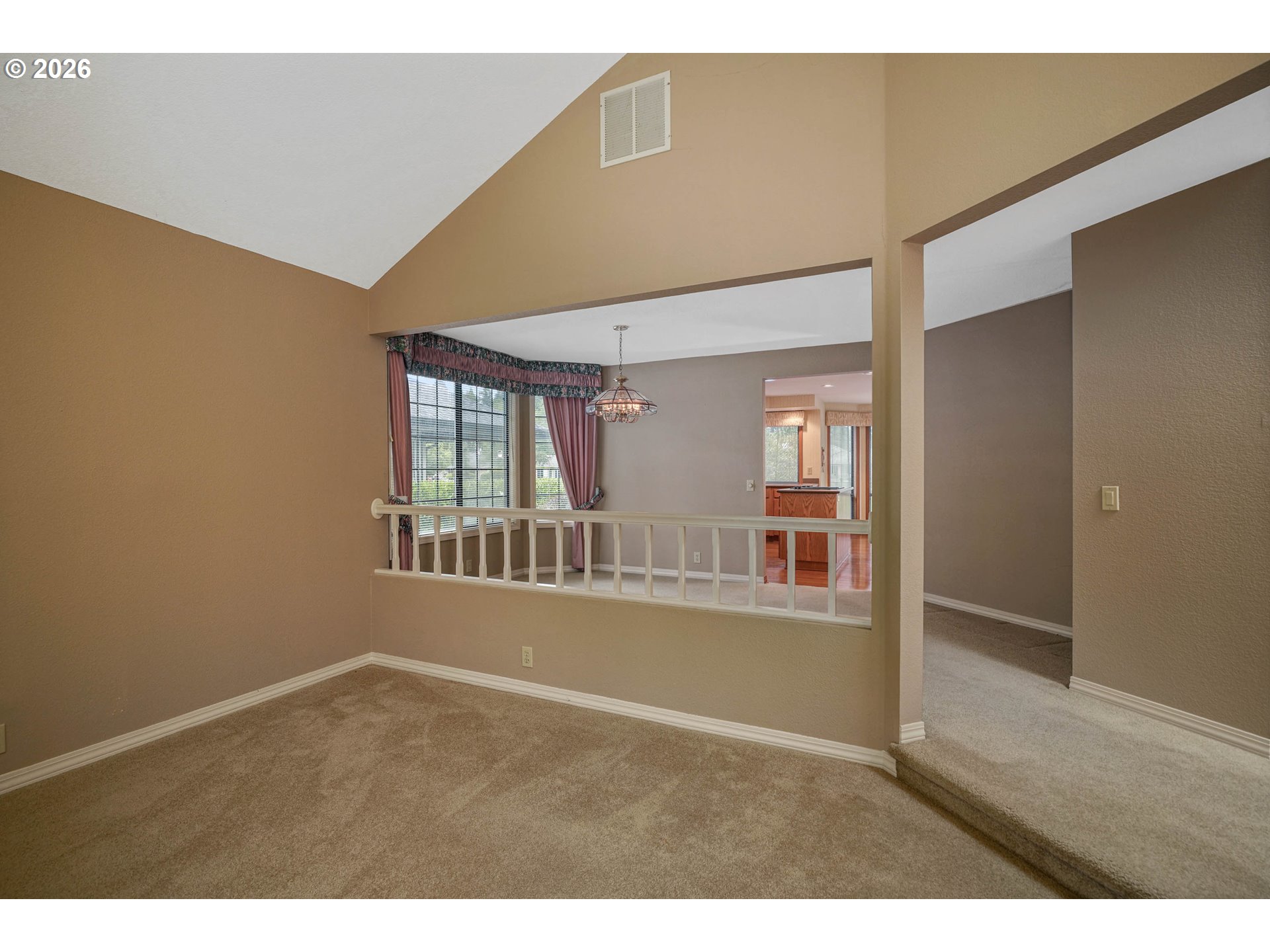 590 Snead Dr N Property Photo 9