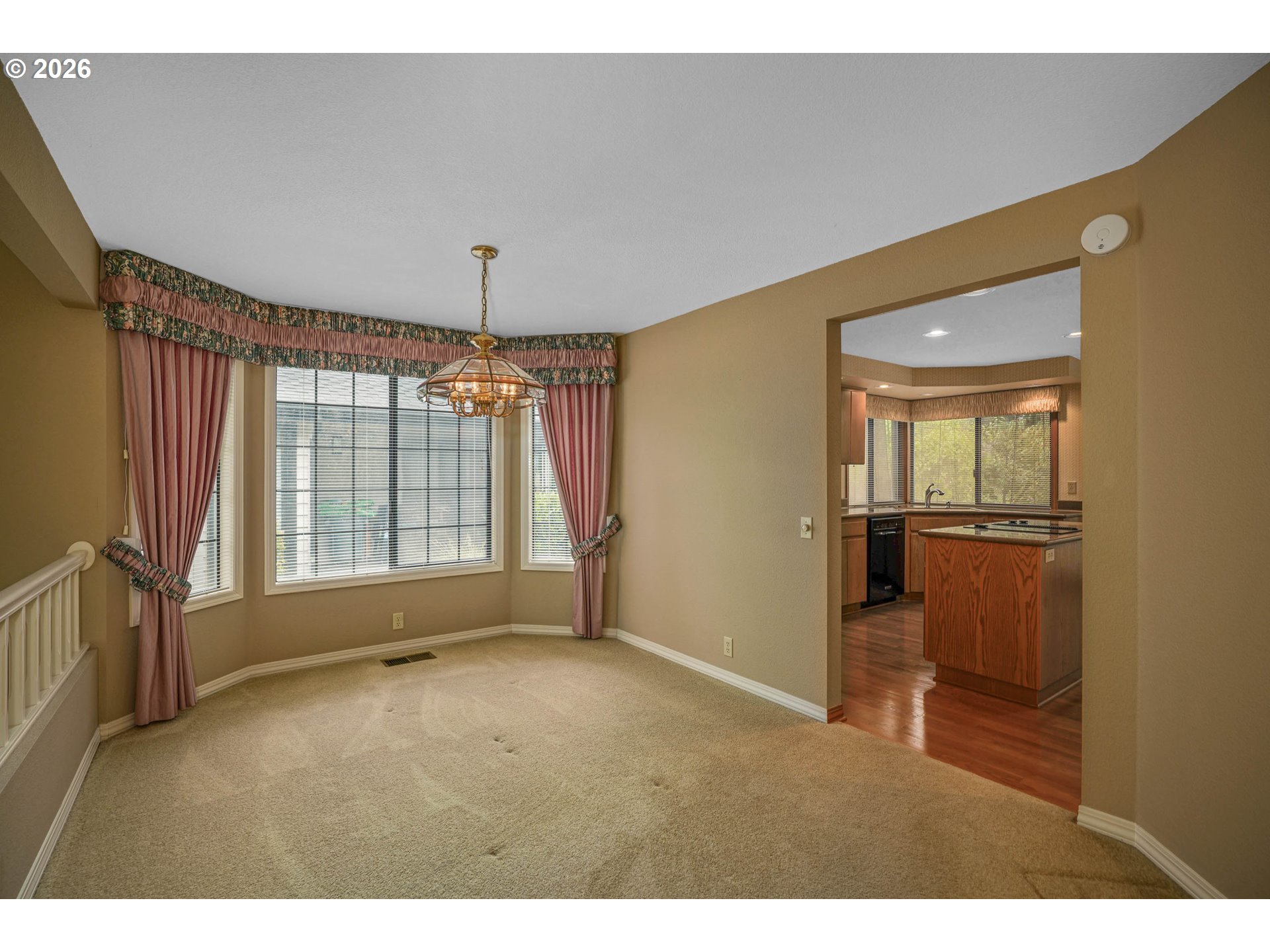 590 Snead Dr N Property Photo 10