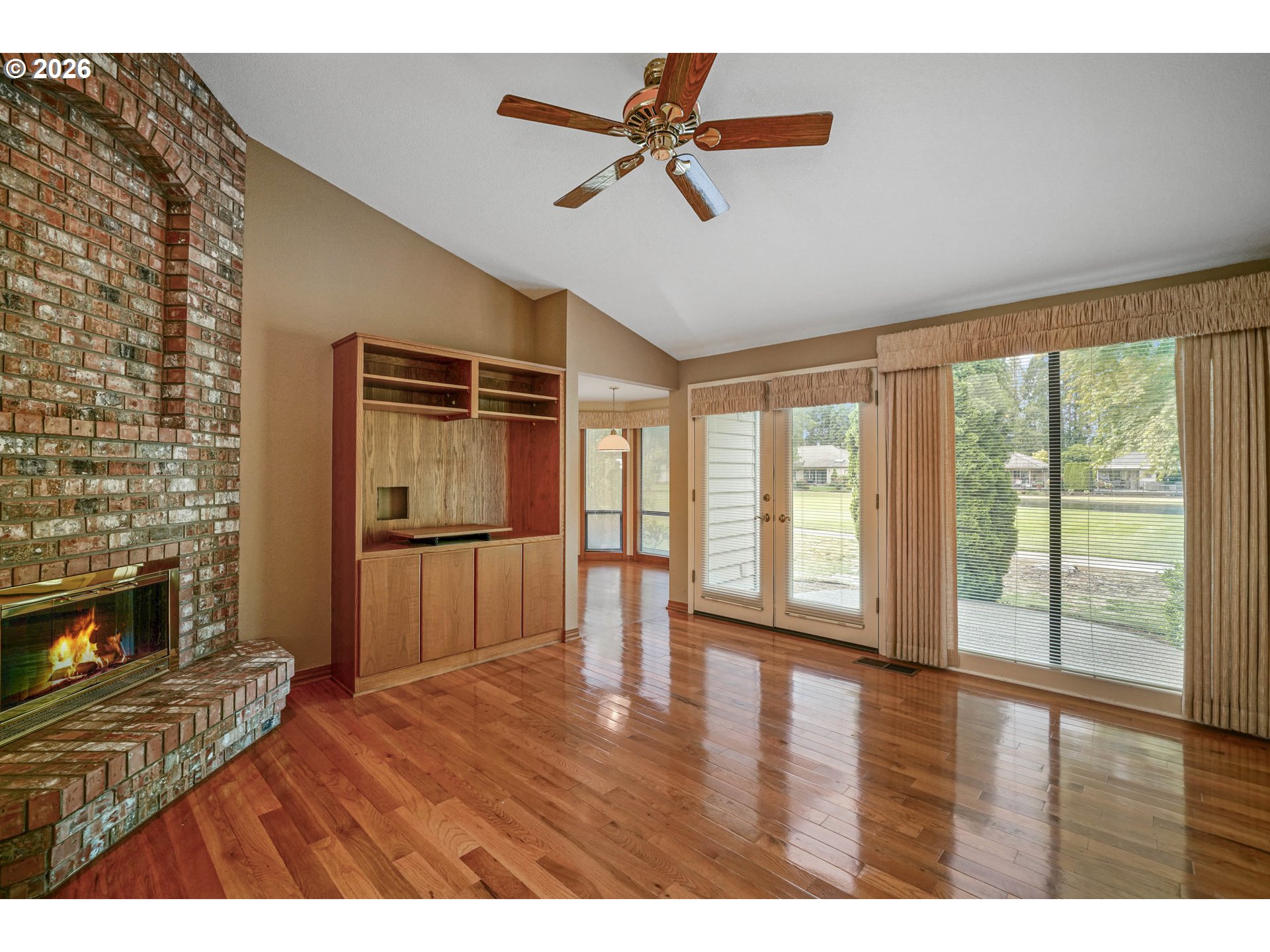 590 Snead Dr N Property Photo 18