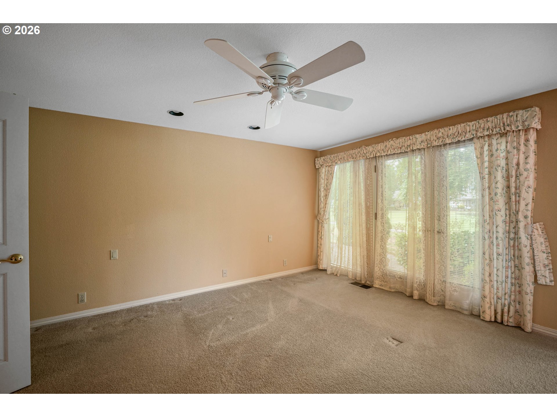 590 Snead Dr N Property Photo 25