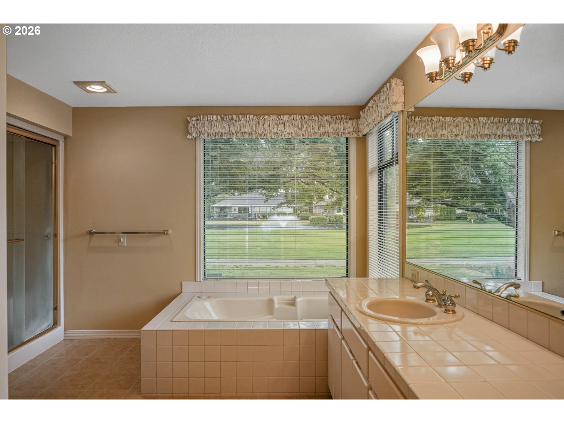 590 Snead Dr N Property Photo 28